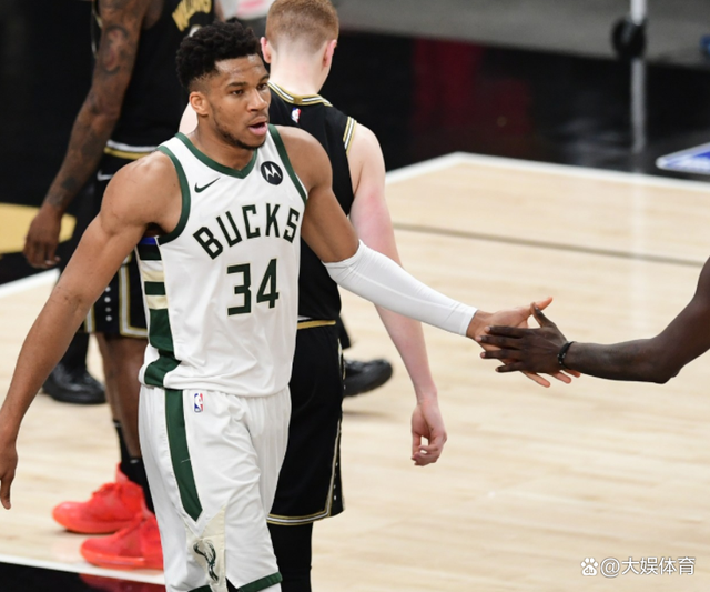 九游娱乐-包含JackeyLove爆冷击败加拿大队，惊险取胜引爆全场！的词条