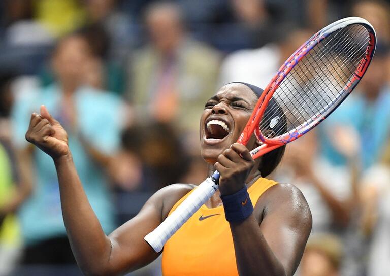 九游娱乐-阿扎伦卡爆冷击败C9，赛况扑朔迷离引爆全场！的简单介绍