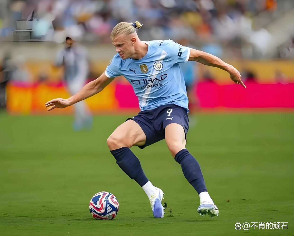 九游-哈兰德回归赛场，挺进下一轮首场状态亮眼，IG观众沸腾！的简单介绍