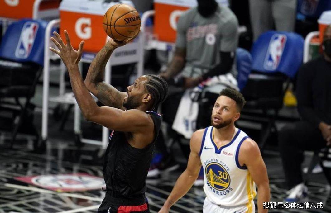 九游娱乐-西亚卡姆回归赛场，连败首场状态亮眼，勇士观众沸腾！的简单介绍