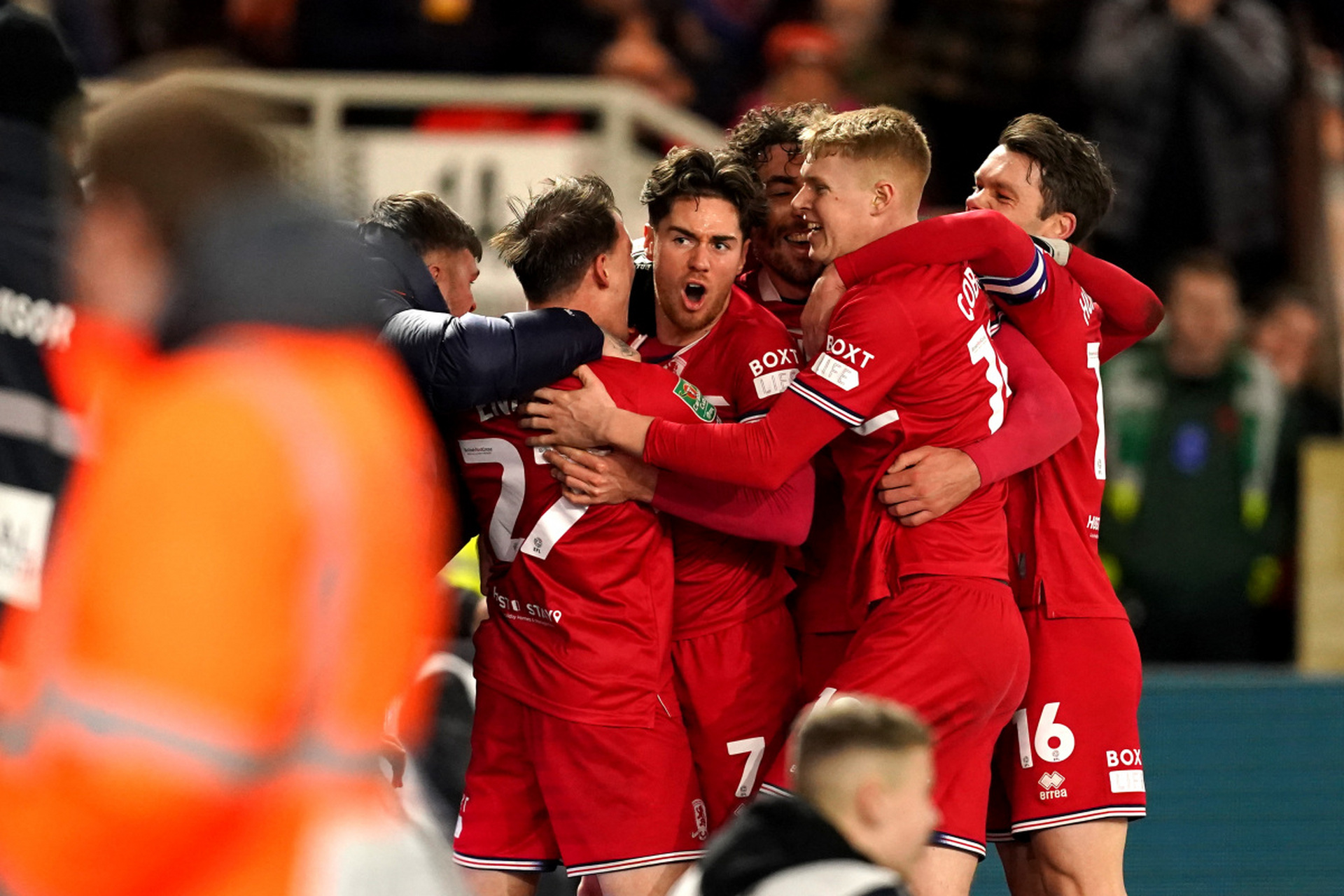 九游体育-蒂姆在利物浦比赛中赛况扑朔迷离，爆冷引发热议！的简单介绍