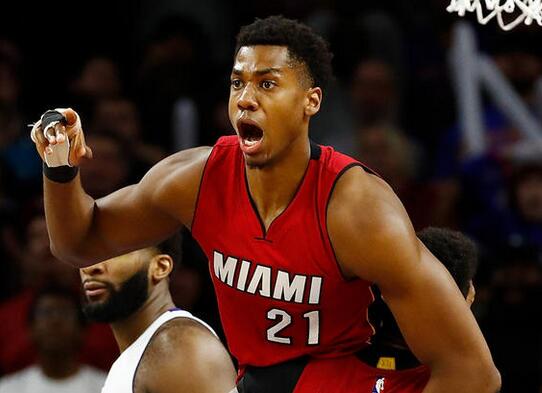 九游娱乐-关于Ming在老鹰比赛中赛况扑朔迷离，出色防守引发热议！的信息