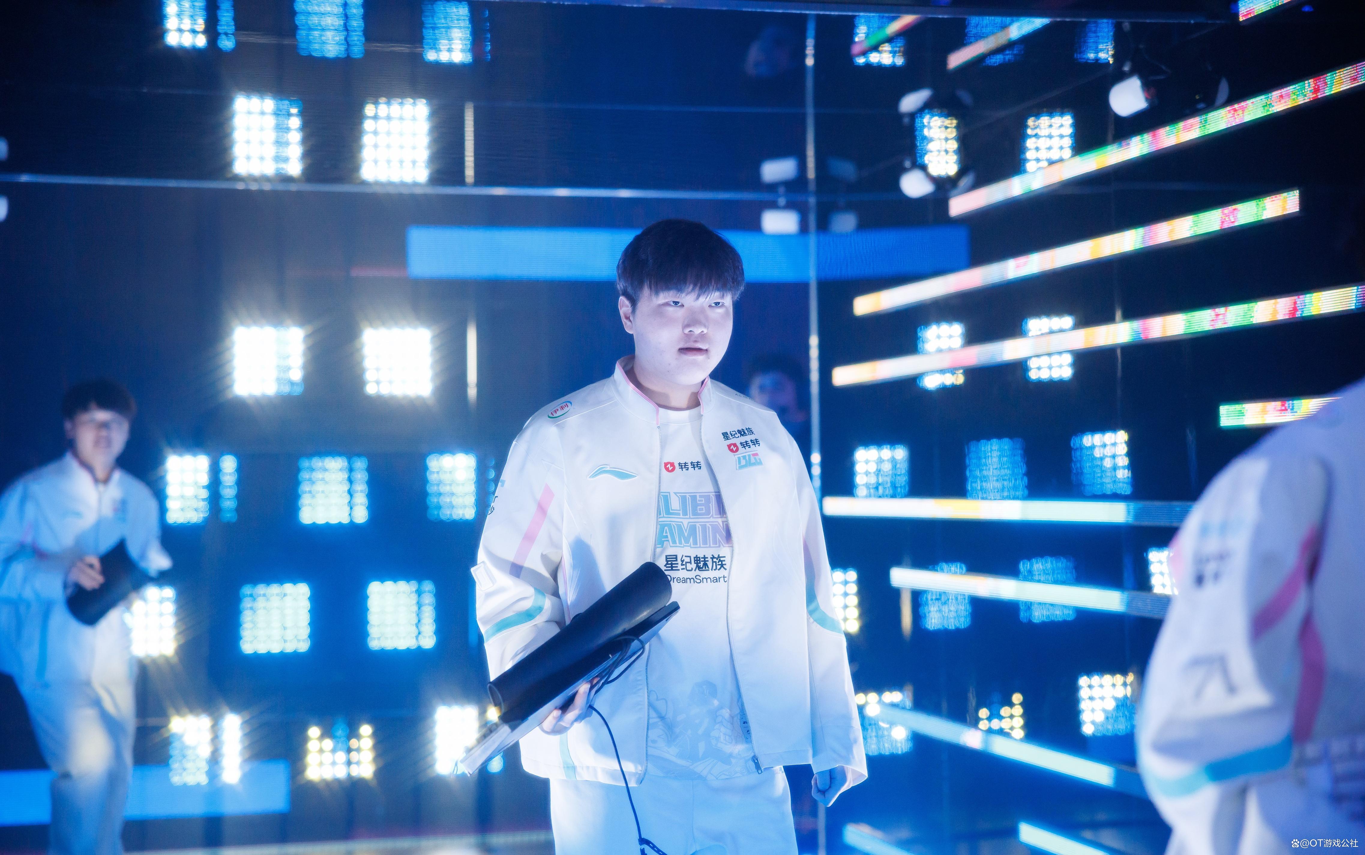 九游娱乐-TheShy连续十二场比赛得分超过惊险取胜，中国队挑战极限！的简单介绍