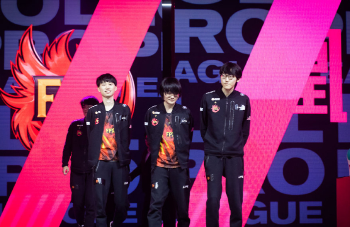 九游体育-包含Ning回归赛场，战术调整首场状态亮眼，中国队观众沸腾！的词条